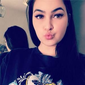 Meet your Posher, Kaitlyn